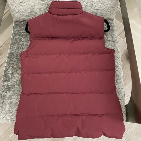 Canada Goose Vest - Picture 2 of 3